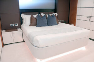 Cabin VIP - Bed002