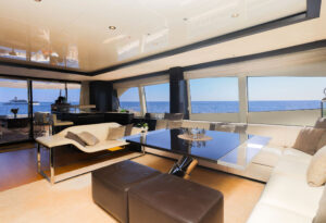 M/Y SKYRA for charter