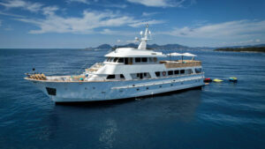M/Y EVA for charter