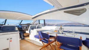 M/Y PURA VIDA for charter