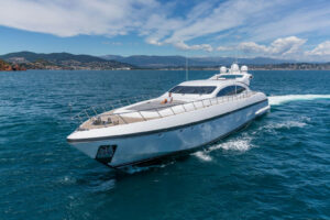 M/Y LADY B for charter
