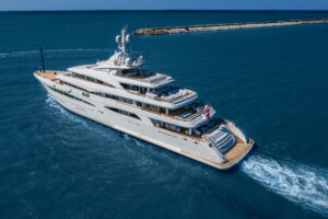 M/Y MIMTEE for charter