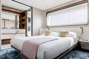 M/Y OCEAN ONE for charter