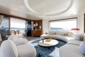 M/Y OCEAN ONE Salon