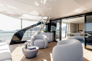 M/Y OCEAN ONE Upper Deck