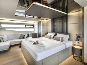 Kamoka yacht for charter