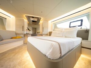 Kamoka yacht for charter