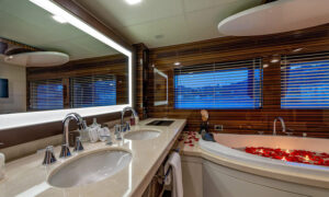 M/Y GEMS II for charter