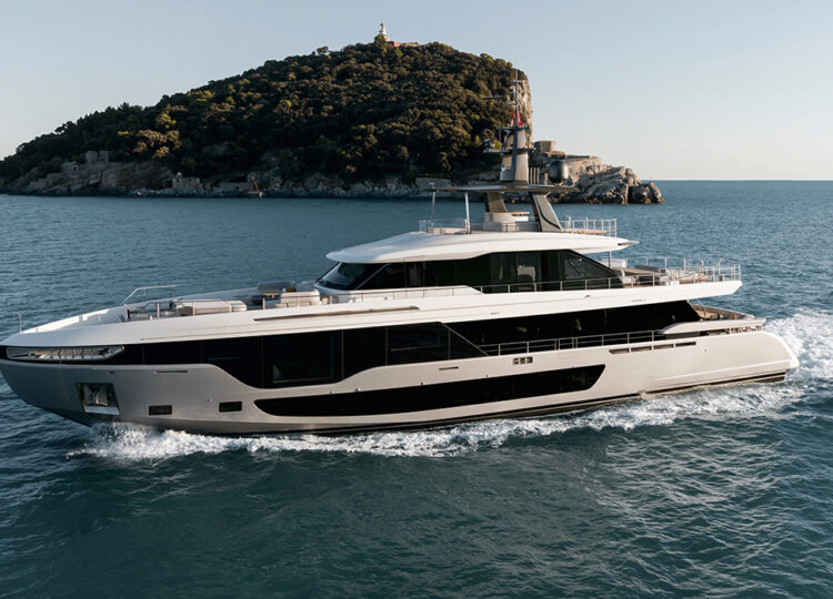 M/Y OCEAN ONE for charter