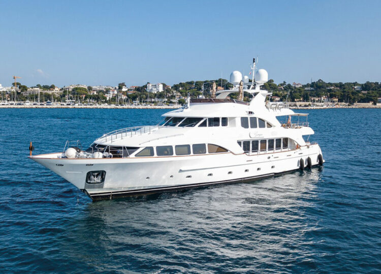 M/Y GIORGIA for charter