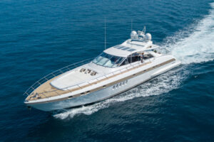 M/Y MR M for charter