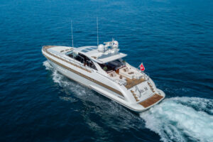 M/Y MR M for charter