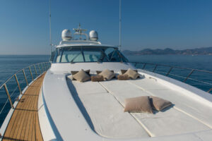M/Y MR M for charter