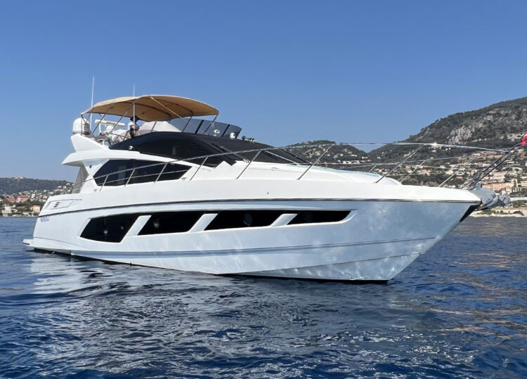 Turquoise yacht for charter