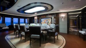 M/Y Arience for charter