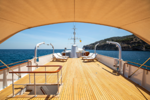 Heavenly Daze for charter