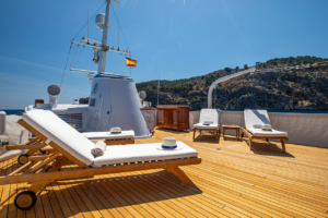 Heavenly Daze for charter