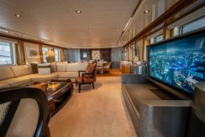 M/Y Kijo for charter