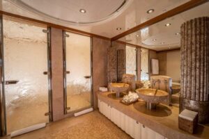M/Y Kijo for charter