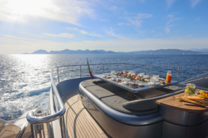 M/Y Matsu for charter