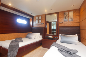 M/Y Matsu for charter