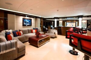 M/Y ARIENCE