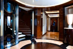 M/Y ARIENCE
