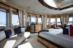 M/Y ARIENCE