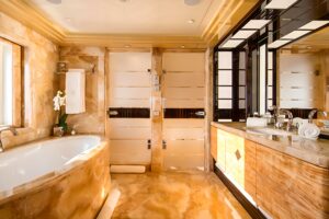M/Y ARIENCE