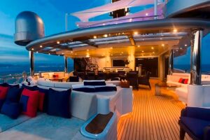 M/Y ARIENCE